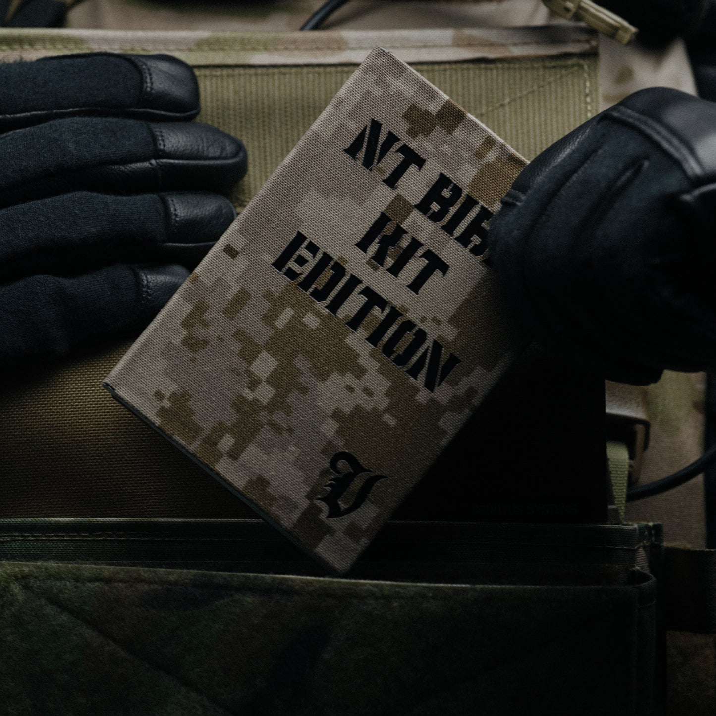 AOR1 Cordura FIELD Bible